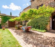 Italy  Murlo vacation rental compare prices direct by owner 33702327