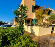 Italy  Torre dell'Orso vacation rental compare prices direct by owner 33707044