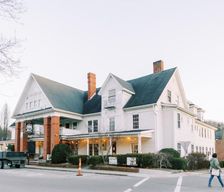 United States North Carolina Burnsville vacation rental compare prices direct by owner 35862144