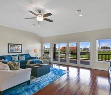 United States Texas Galveston vacation rental compare prices direct by owner 35623936