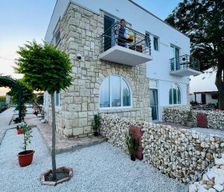 Romania  Douăzeci şi Trei August vacation rental compare prices direct by owner 34996234