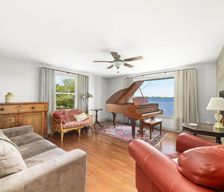 Canada Ontario Picton vacation rental compare prices direct by owner 37970074