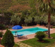 Italy Calabria Santa Caterina Dello Ionio Marina vacation rental compare prices direct by owner 36503003