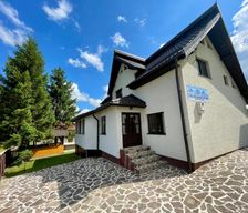 Romania Brasov Peştera vacation rental compare prices direct by owner 15457166
