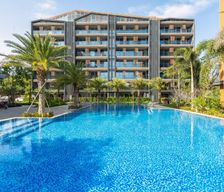 China Hainan Sanya vacation rental compare prices direct by owner 35980819