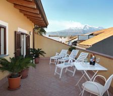 Italy Catania Acireale vacation rental compare prices direct by owner 5165763