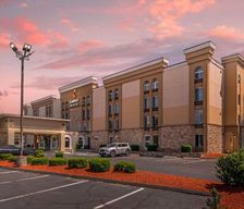 United States  East Hartford vacation rental compare prices direct by owner 12912825