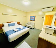 Australia New South Wales West Wyalong vacation rental compare prices direct by owner 13942054