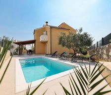 Croatia  Maslenica Jasenice vacation rental compare prices direct by owner 19557250