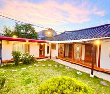 South Korea Jeollabuk-Do Jeonju vacation rental compare prices direct by owner 35920037