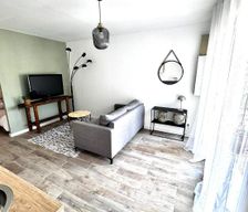 France Provence-Alpes-Côte d'Azur Miramas vacation rental compare prices direct by owner 35947262