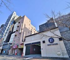 South Korea Gyeonggi-do Suwon vacation rental compare prices direct by owner 35776185