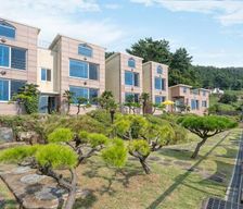 South Korea Gyeongsangnam-do Namhae vacation rental compare prices direct by owner 38149461