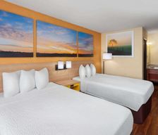 United States Illinois Rockford vacation rental compare prices direct by owner 12705979