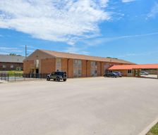 United States Kansas Emporia vacation rental compare prices direct by owner 12675545