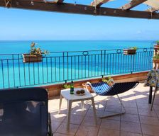 Italy Apulia Piraino vacation rental compare prices direct by owner 37608218