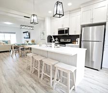 Canada Alberta Edmonton vacation rental compare prices direct by owner 28362876
