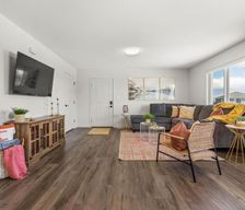 Canada Alberta Pincher Creek vacation rental compare prices direct by owner 24879834
