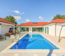 Croatia Split-Dalmatia County Šumet vacation rental compare prices direct by owner 35930780