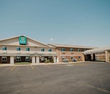 United States South Dakota Watertown vacation rental compare prices direct by owner 11910247