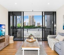 Australia QLD Surfers Paradise vacation rental compare prices direct by owner 6631225
