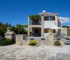 Croatia  Maslinica vacation rental compare prices direct by owner 4105827