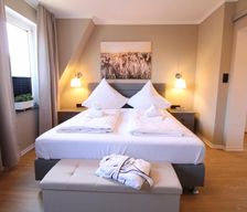 Germany Lower-Saxony Emden vacation rental compare prices direct by owner 36842307