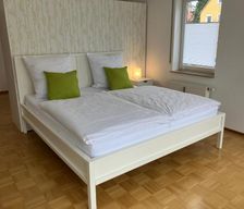Germany Baden-Württemberg Ludwigsburg vacation rental compare prices direct by owner 14036564