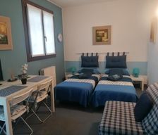 Italy Lombardy Rozzano vacation rental compare prices direct by owner 8342544