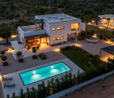 Croatia Sibenik-Knin Šibenik vacation rental compare prices direct by owner 4530880
