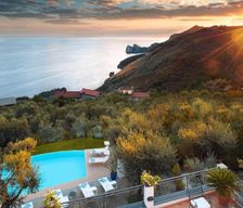 Italy Campania SantʼAgata sui Due Golfi vacation rental compare prices direct by owner 5194978