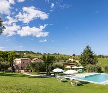 Italy Marche SantʼElpidio a Mare vacation rental compare prices direct by owner 35869180