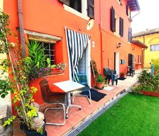 Italy Veneto Peschiera del Garda vacation rental compare prices direct by owner 26210483