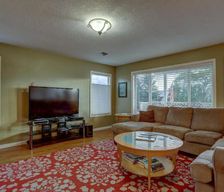 United States  White Salmon vacation rental compare prices direct by owner 12874369