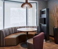 United States Michigan Pontiac vacation rental compare prices direct by owner 12844915