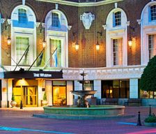 United States South Carolina Greenville vacation rental compare prices direct by owner 15147308