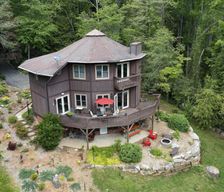 United States North Carolina Brevard vacation rental compare prices direct by owner 37684282