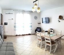 Italy Oristano Riola Sardo vacation rental compare prices direct by owner 36134199
