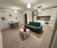 Romania Prahova Ploieşti vacation rental compare prices direct by owner 37658295