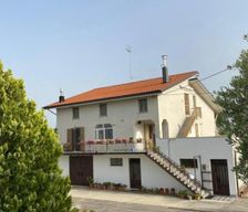 Italy  Orsogna vacation rental compare prices direct by owner 35333162