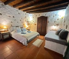 Spain  Ojos de Garza vacation rental compare prices direct by owner 36798817