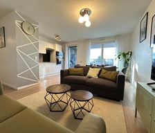 France Ile de France La Courneuve vacation rental compare prices direct by owner 32769776