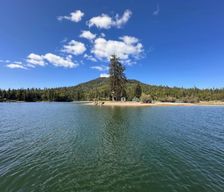 United States California Bass Lake vacation rental compare prices direct by owner 35852690