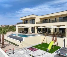 Croatia  Maslenica vacation rental compare prices direct by owner 35940481