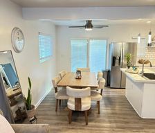 United States California Canoga Park vacation rental compare prices direct by owner 36752955