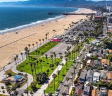 United States California Los Angeles vacation rental compare prices direct by owner 38089656