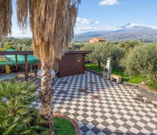 Italy Sicily Calatabiano vacation rental compare prices direct by owner 33491233