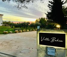 France  Saint-Mitre-les-Remparts vacation rental compare prices direct by owner 7593010