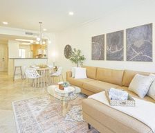 United States  Las Vegas vacation rental compare prices direct by owner 37743142