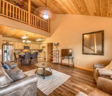 United States Texas New Braunfels vacation rental compare prices direct by owner 26500088